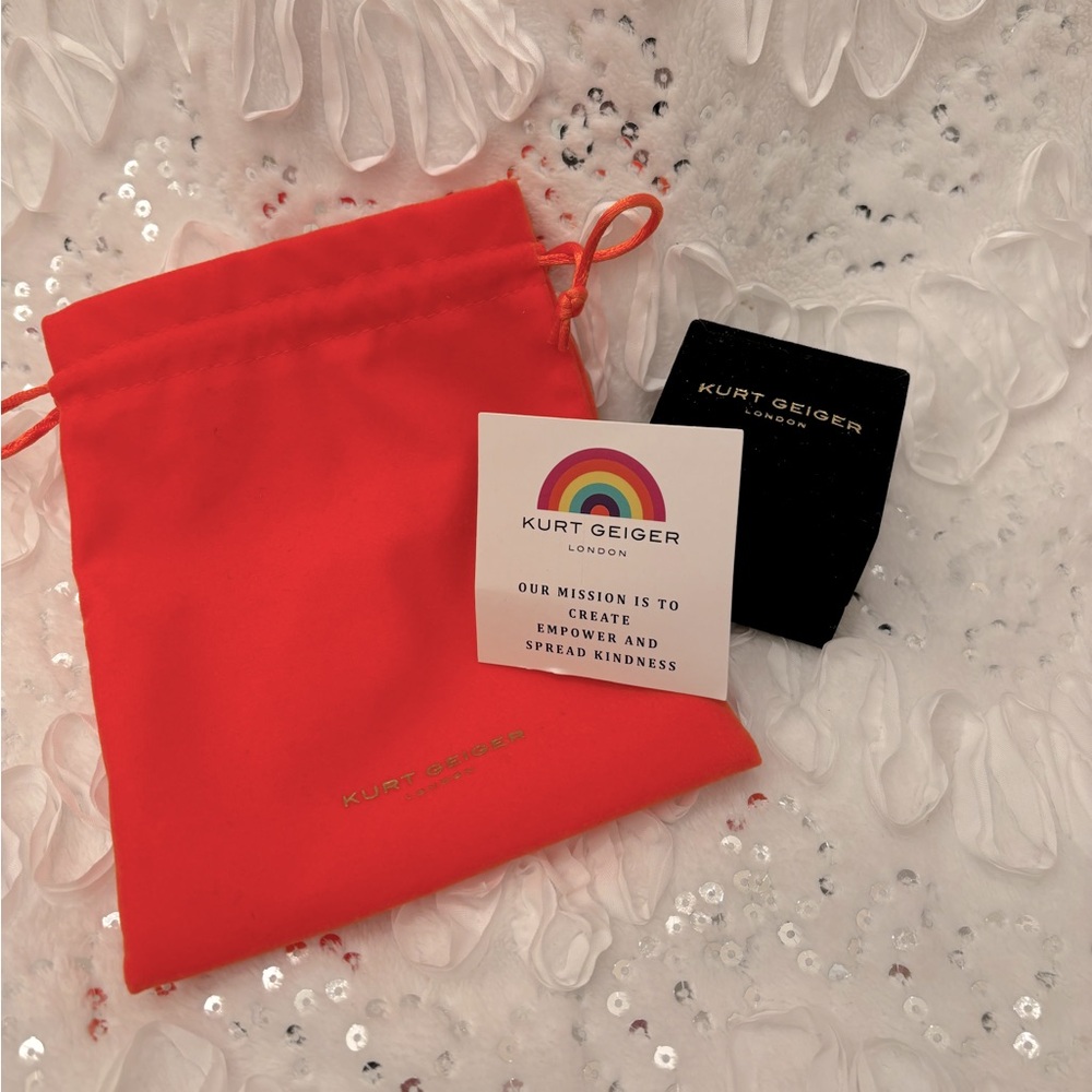 NWT KURT GEIGER Rainbow Heart Cocktail Ring size 9 - Picture 5 of 9